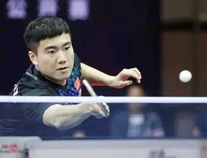 詹姆斯紫帽 詹姆斯紫帽