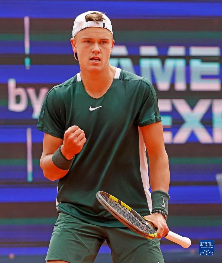 各支球队都 各支球队都